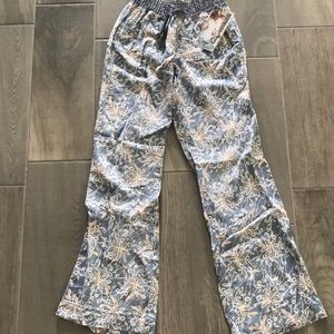 Flowy pants